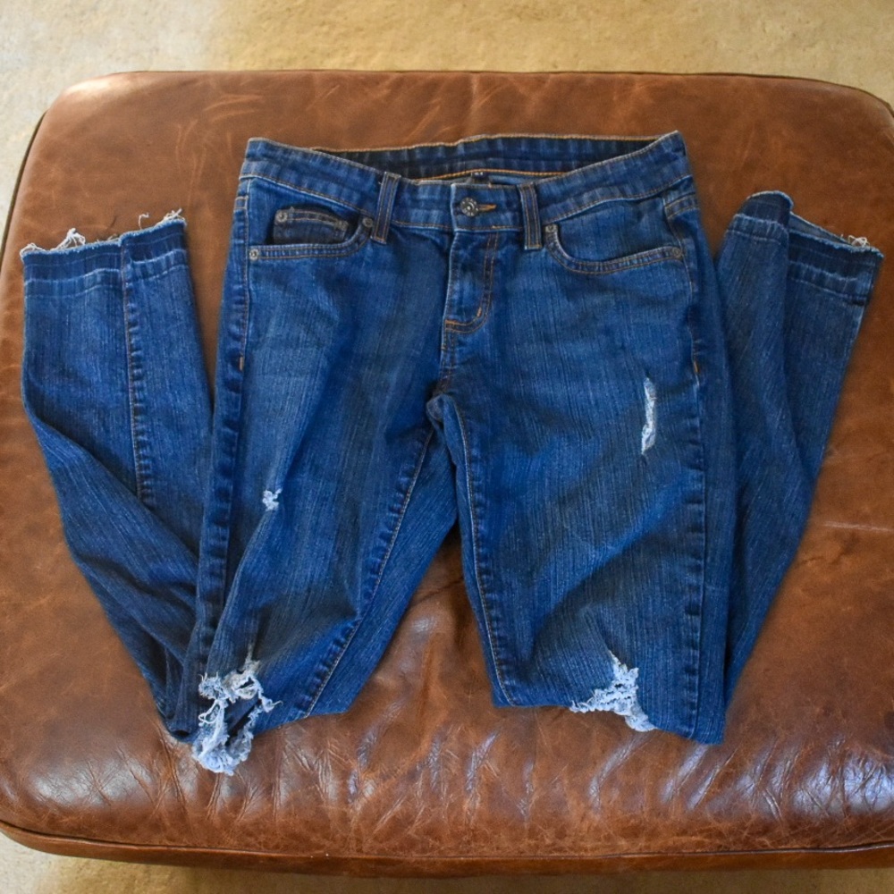 Carmar Mid-Rise 27” Distressed Dark Wash Jeans